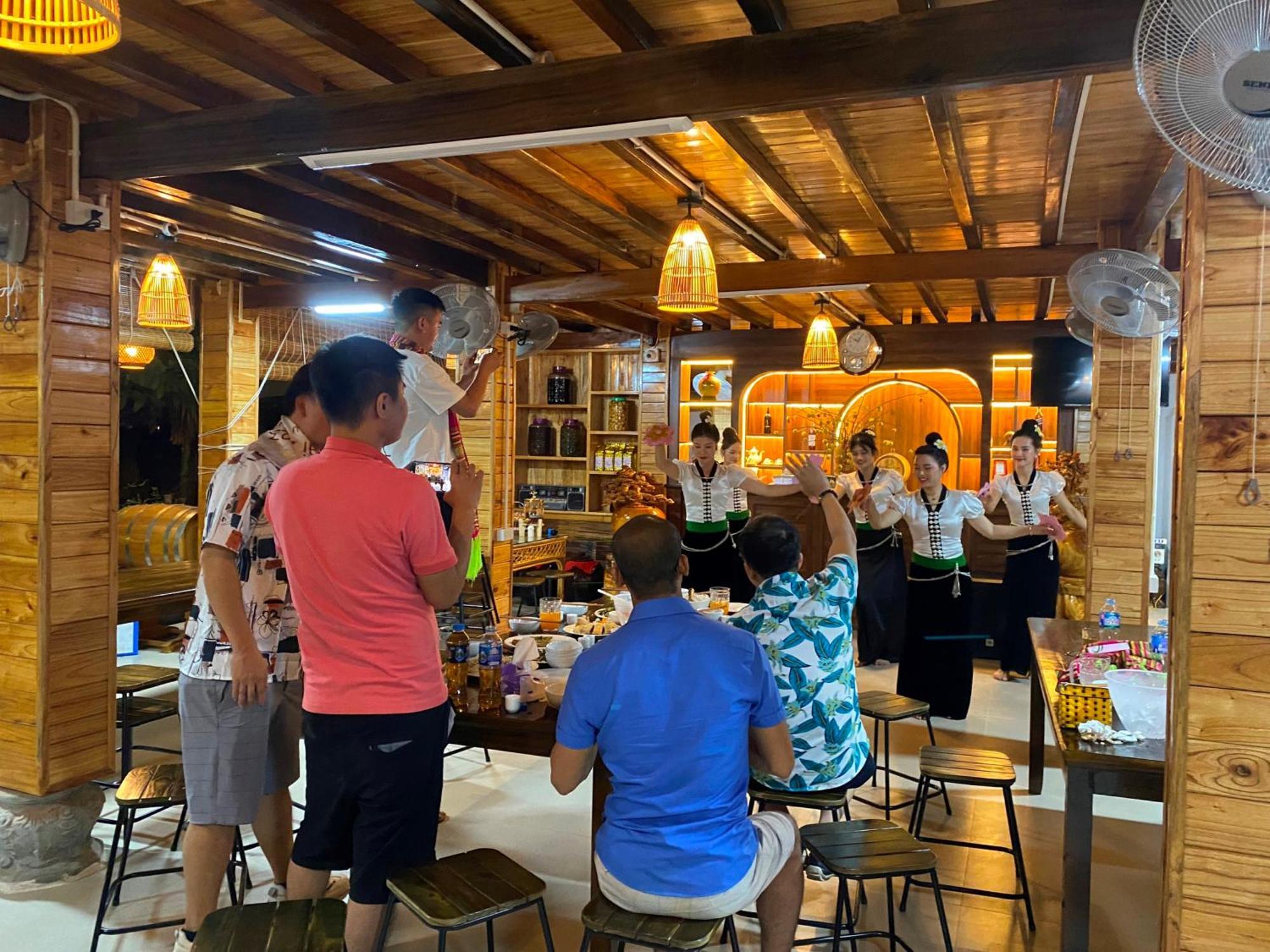 Nam Thia Homestay Yen Bai Exteriör bild